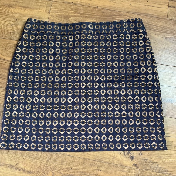loft Dresses & Skirts - Loft Mosaic Floral Shimmer Jacquard Shift Skirt 14